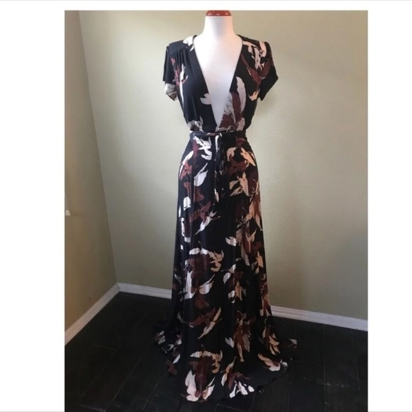 tularosa Dresses & Skirts - Tularosa wrap maxi dress in brown and black floral